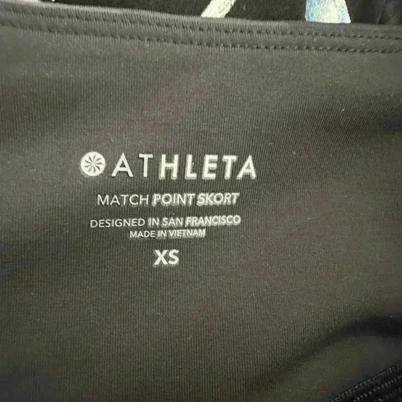 ATHLETA MATCH POINT PRINTED SKORT 13.5" SIZE XS NWT - Picture 5 of 7